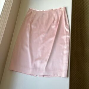 Kay Unger, pink satin skirt, size 6
